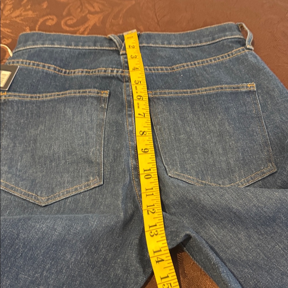 Veronica Beard Mid-Rise Boot cut Jeans. Size 26 - Picture 12 of 15